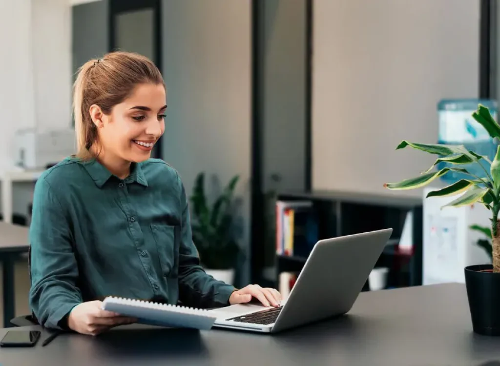 woman-with-laptop1.jpg